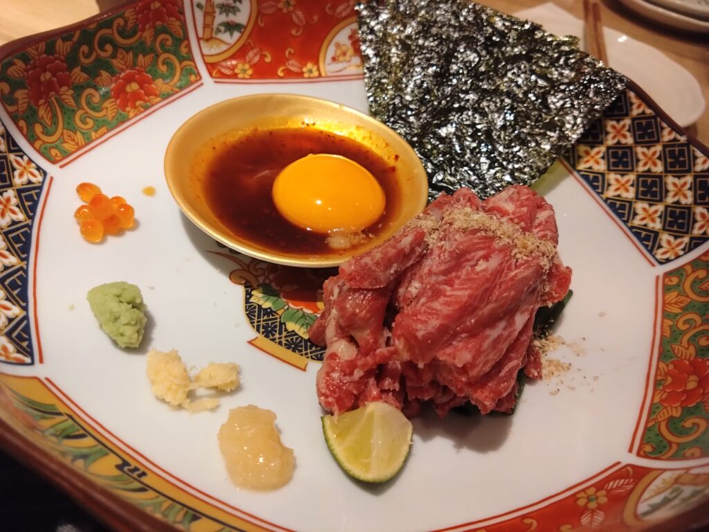 馬ユッケ