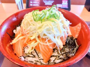 サーモン丼