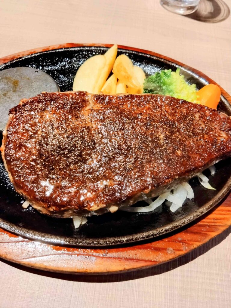 学生ハンバーグ